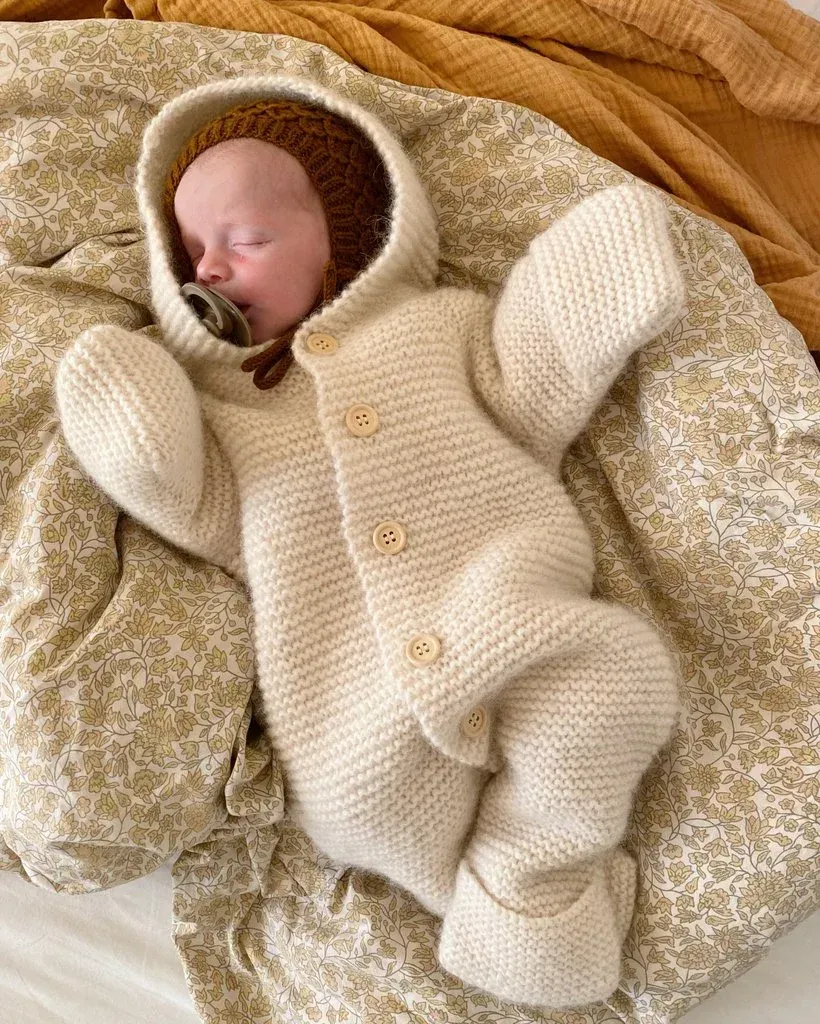 garnpakke selmas sovedragt fra petiteknit i extrafine merino 90
