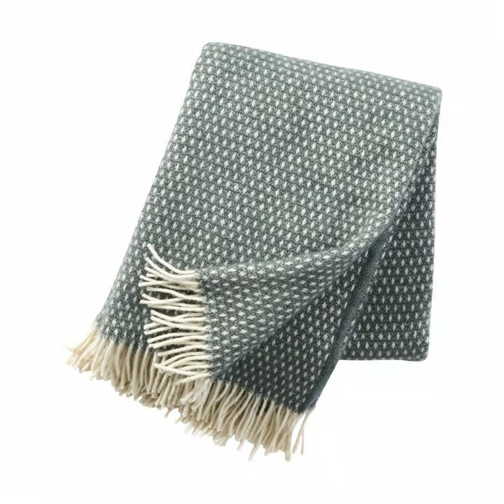 knut plaid