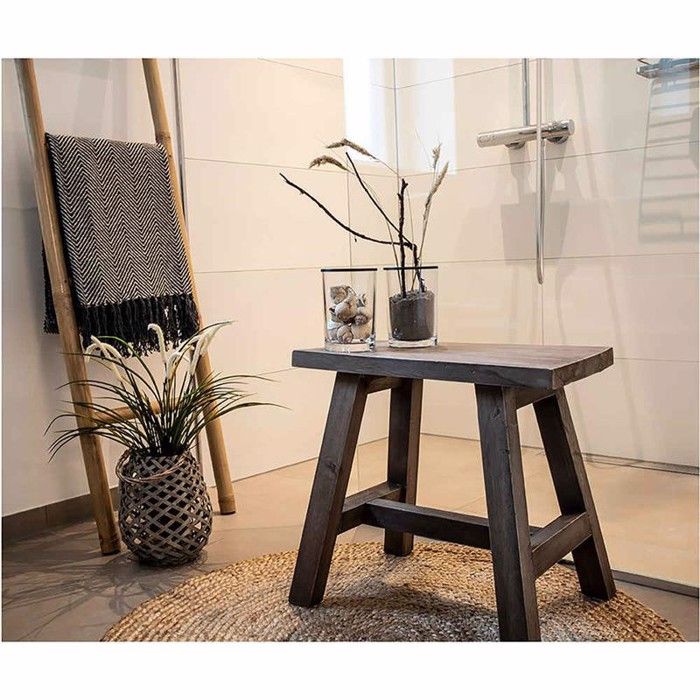 barcelona teak bænk - kan bruges inde og ude - l 50 x b 25 cm. h 45 cm.