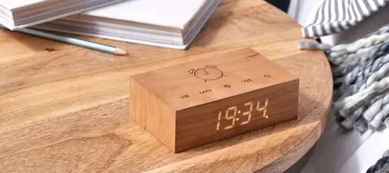 Gingko Flip Click Clock Cherry