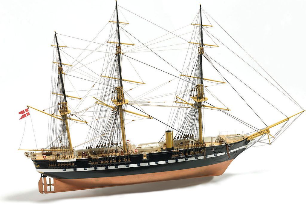 Billing Boats Jutland 1:100
