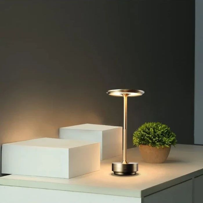 Opladelig LED Inde/ude