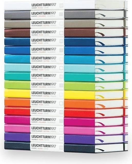 Leuchtturm1917 Leuchtturm1917 Notebook A5 Medium Dotted Port Red