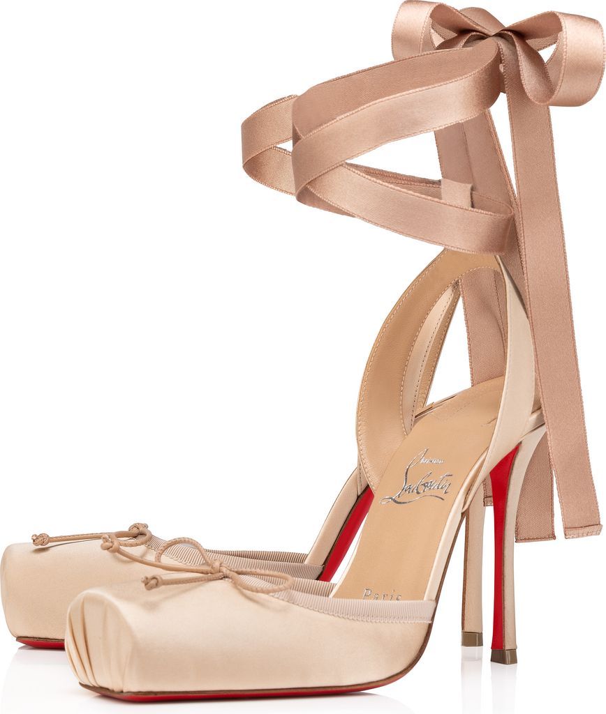 Cassia Lace Up