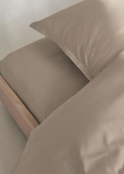 Georg Jensen Damask Balanced Lines 140x220cm, sand