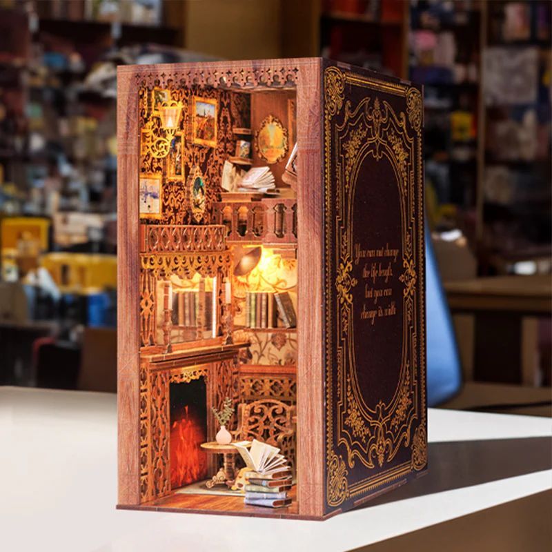 Book Nook: Eternal Bookstore