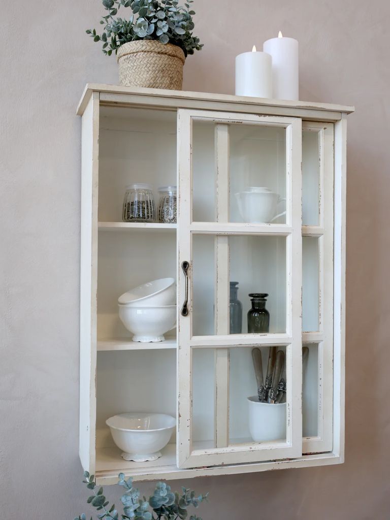 Chic Antique Til Væg Med Skydedøre I Creme Opbevaringsskab