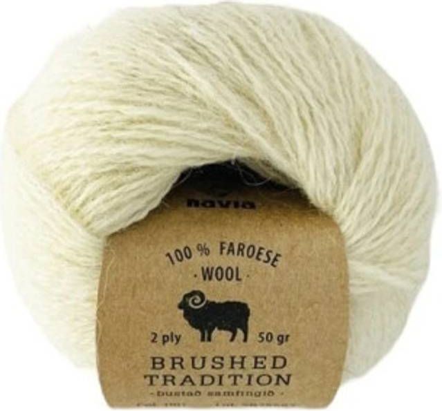 Navia Brushed Tradition Garn 1101 Vit