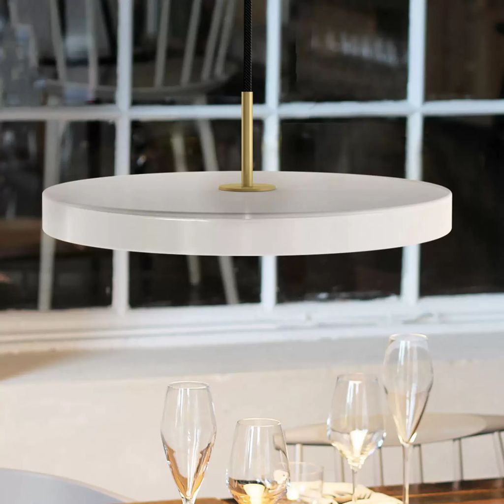 UMAGE Asteria Pendant Medium, Ø43 Pearl White Str H: 14cm Ø: 43cm - Pendler hos Magasin