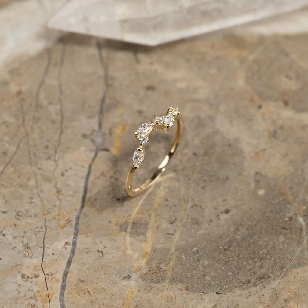 catalina crystal solid gold ring