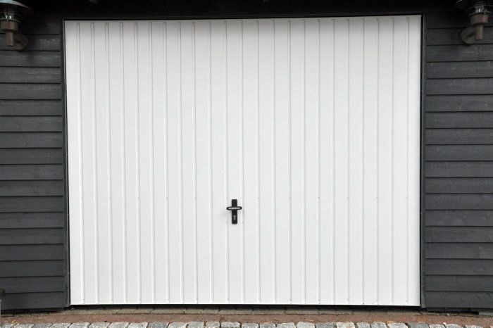 Jyde Stålvippeport 248 x 209 cm Hvid