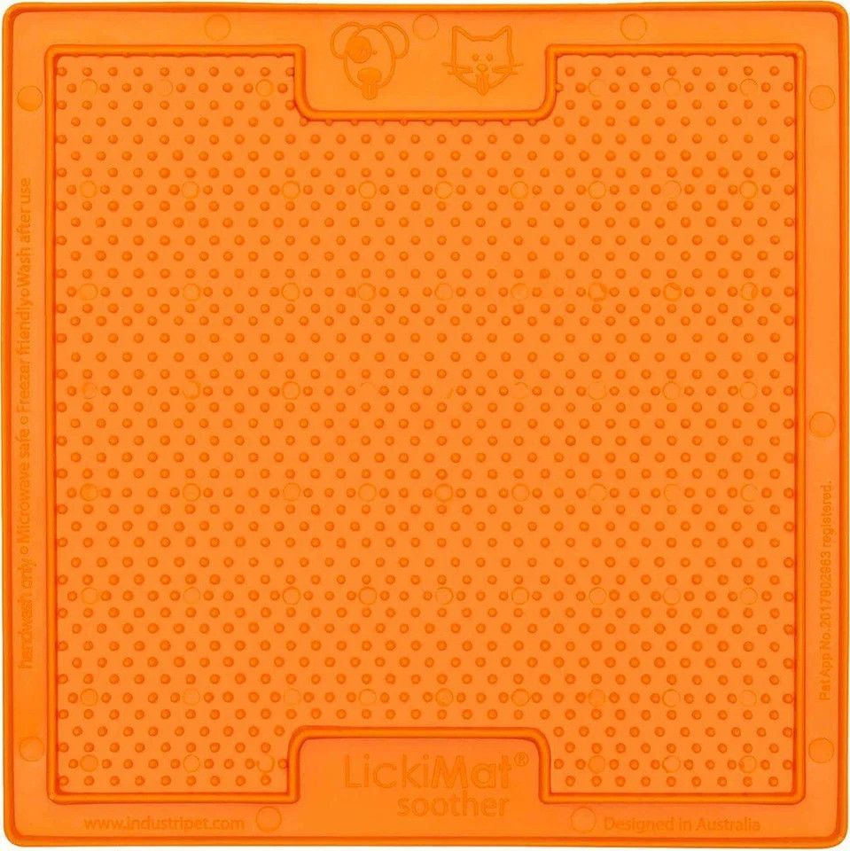 LickiMat Soothe Slikkemåtte til Godbidder - 20X20cm - Orange