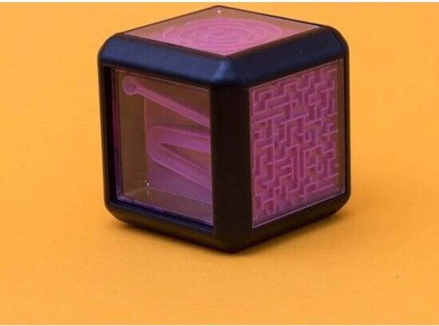 Thumbs Up Anti-stress cube 6in1 Gameporium