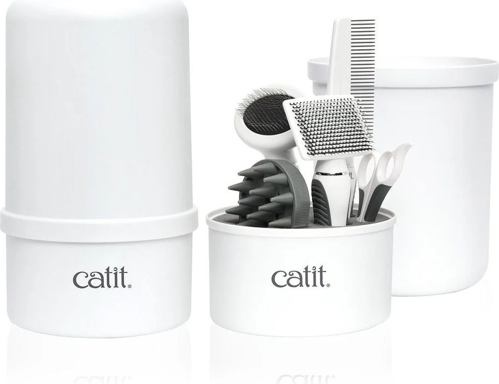 Catit shorthair grooming kit.