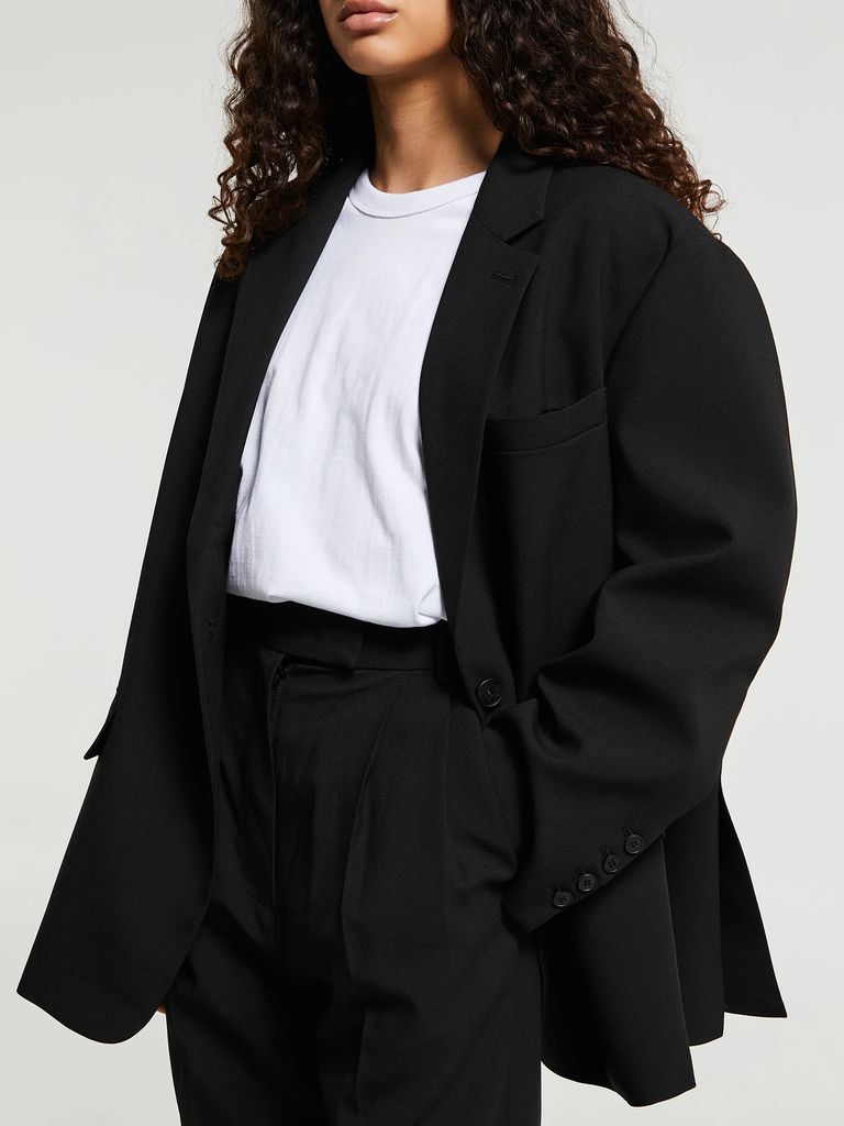 Bea Blazer in Black