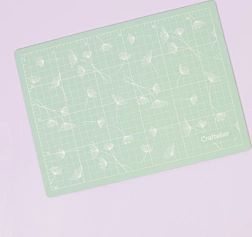 Craftelier Travel Cutting Base