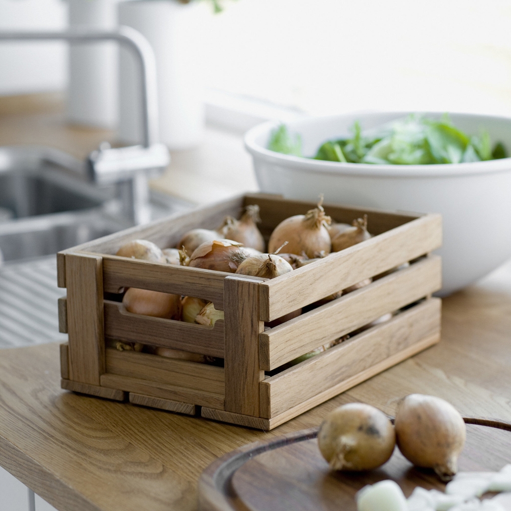 dania box 4, teak, apple box