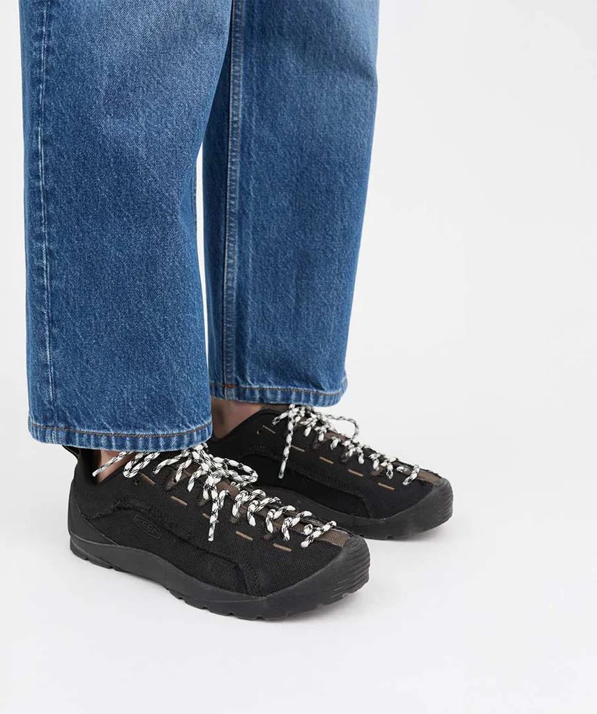 skall studio x keen jasper split w-skall black