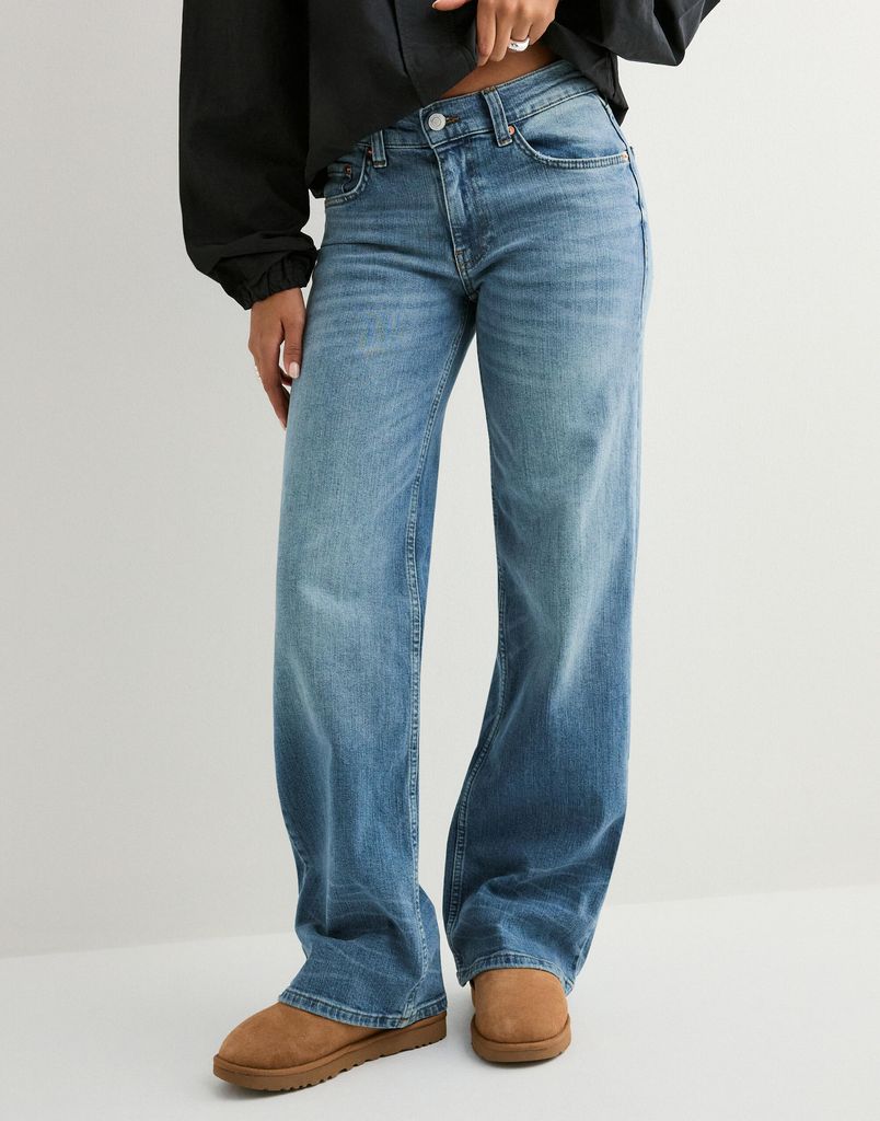 low waist loose jeans