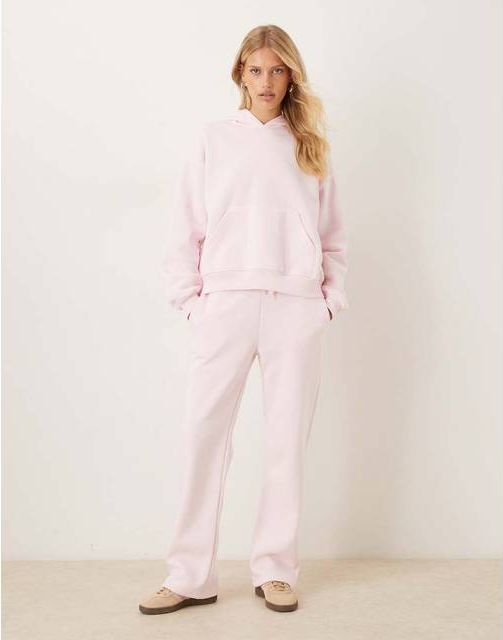 Gina Tricot Lediga Mjukisbyxor Med Raka Ben Set - Ljusrosa