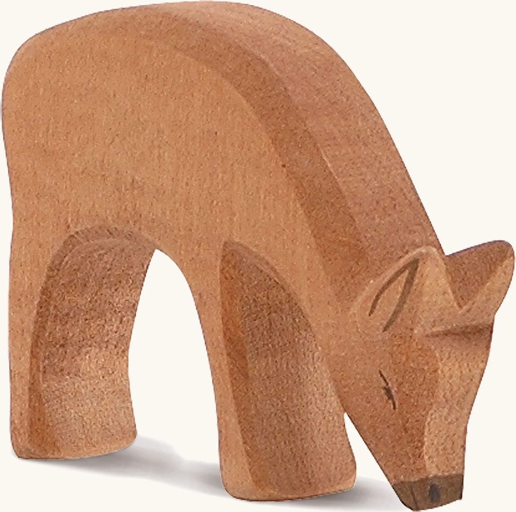 Ostheimer Ostheimer Figur Hirschkuh Fressend