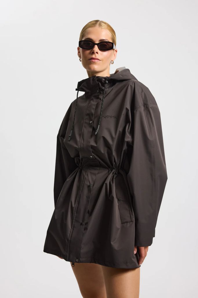 rainshell jacket - almost black