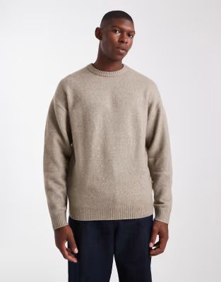JJ Rebel Fluffig Tröja Rund Halsringning Avslappnad Passform - Beige