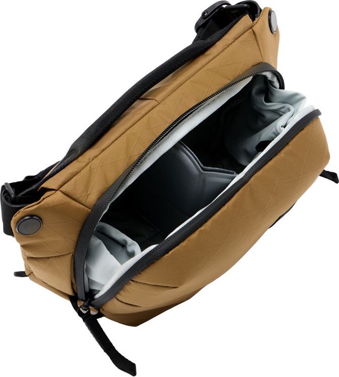 Peak Design Everyday Sling 3L V2 Coyote