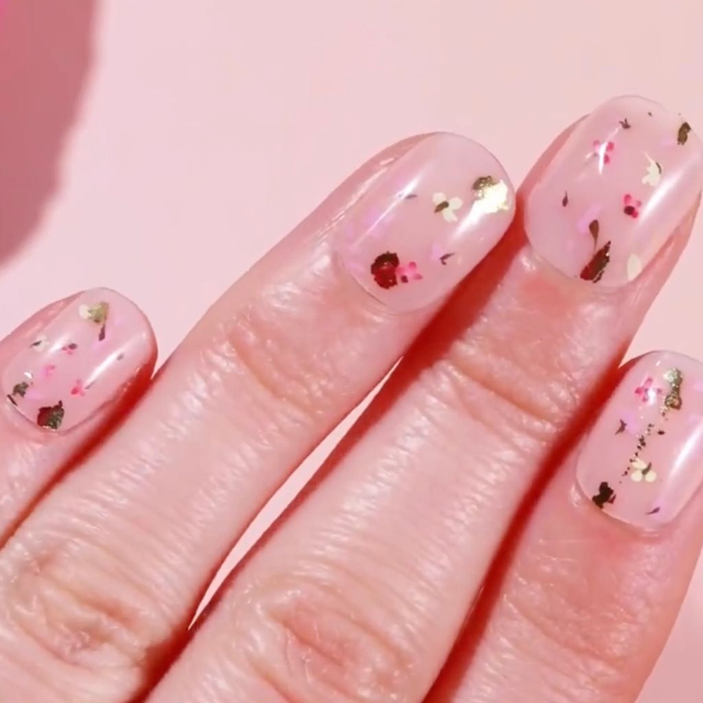 Elegant Touch Elegant Touch GEL Finished Encased - Kunstige Negle hos Magasin