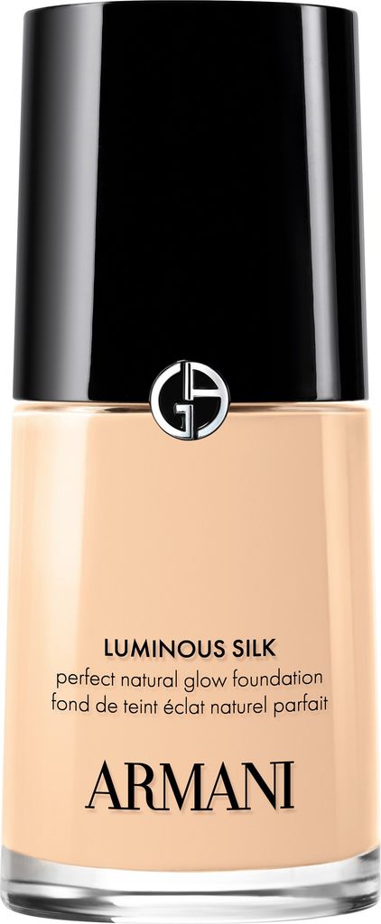 Giorgio Armani Luminous Silk foundation 5