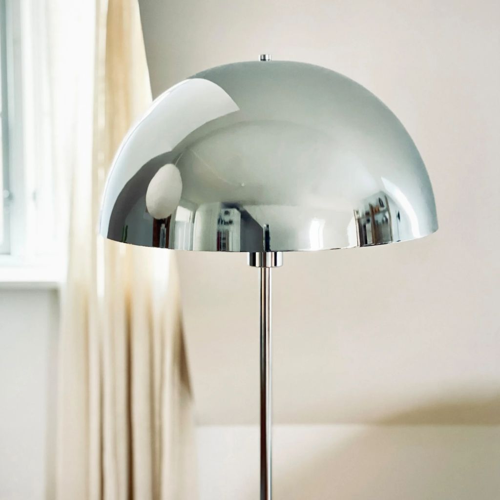 Herstal Vienda Black/Opal Golvlampa 125cm