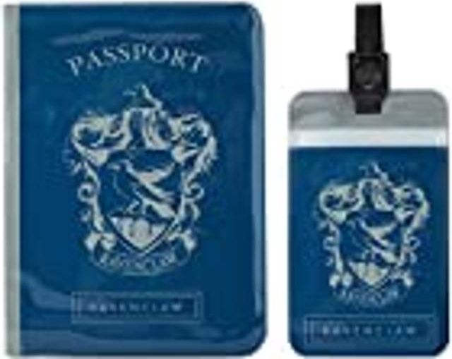 Cinereplicas Harry Potter Passport Case & Luggage Tag Set