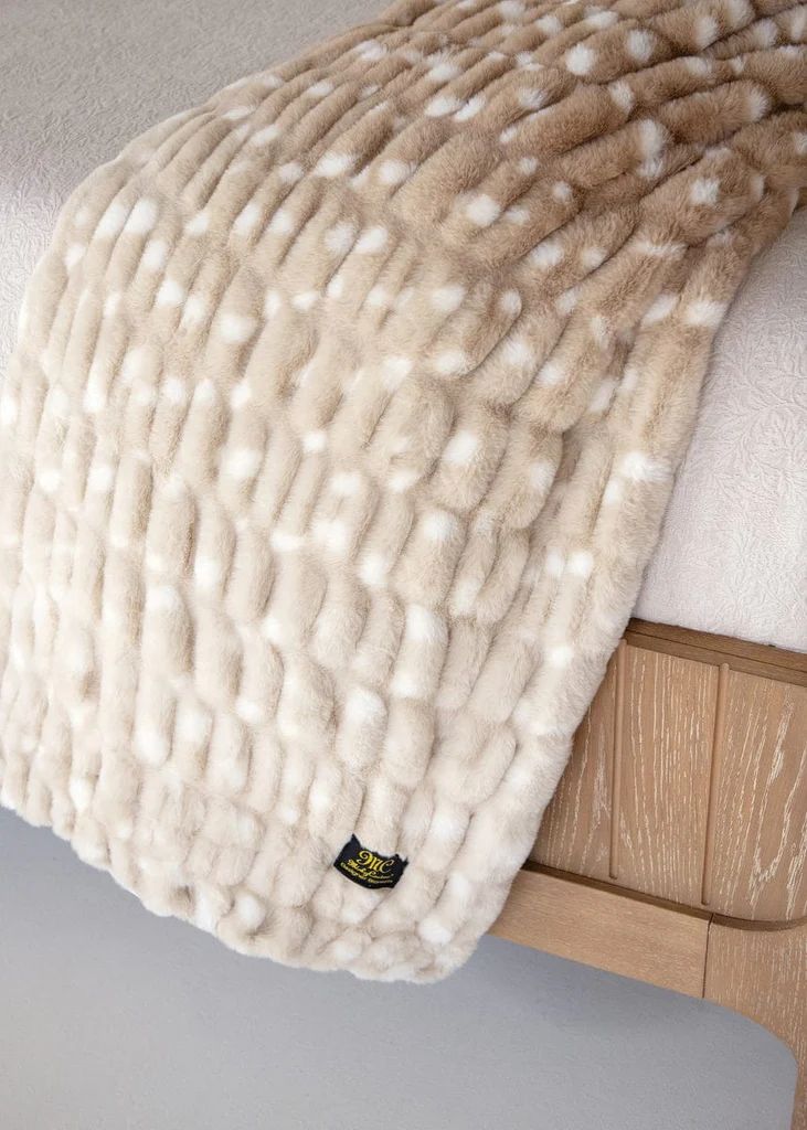 hugs antelope blanket