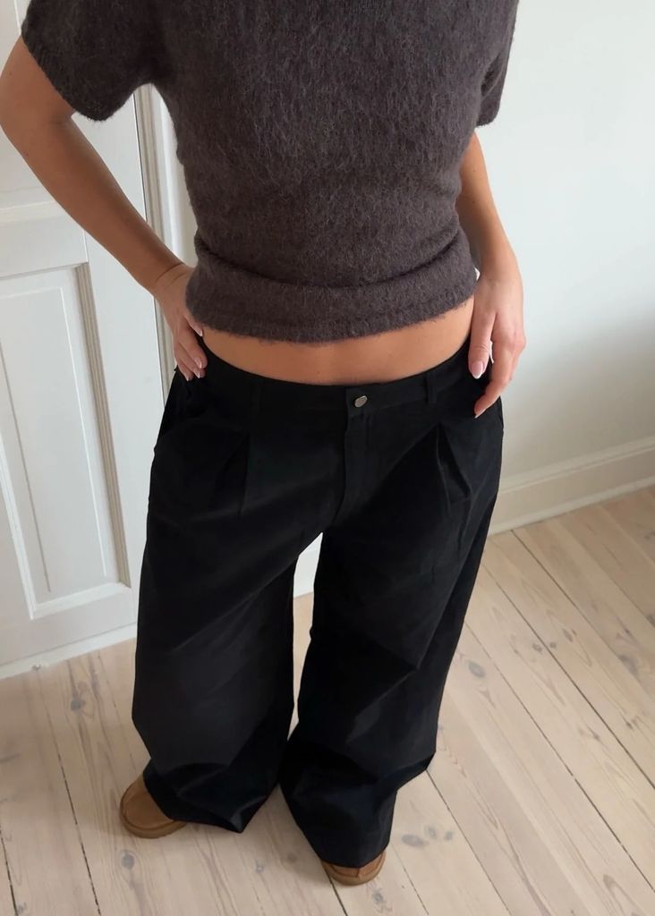 anna bukser
