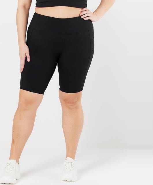 EYDA Ultralight Pocket Long Shorts - Sort