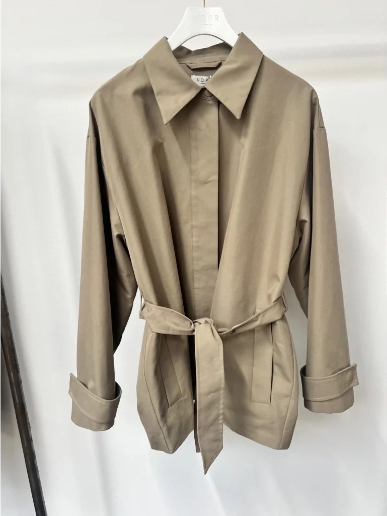 venja trenchcoat - warm beige