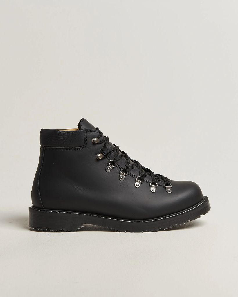 solovair urban hiker boot black waxy