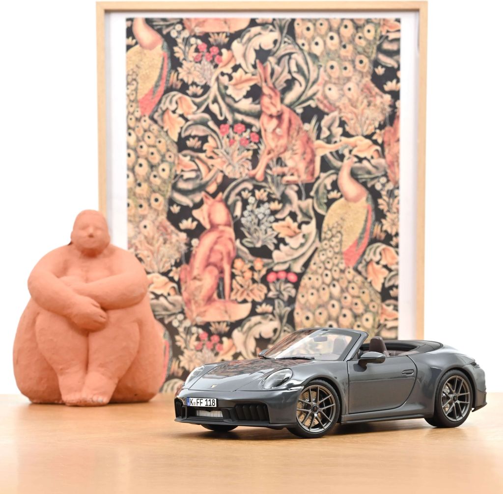 porsche 911 carrera cabriolet 2025 slate grey neo 1/18 - 200 pcs.