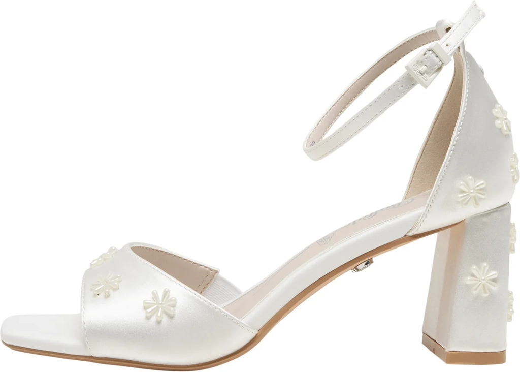 ashley flower pearl - bridal shoes - ivory
