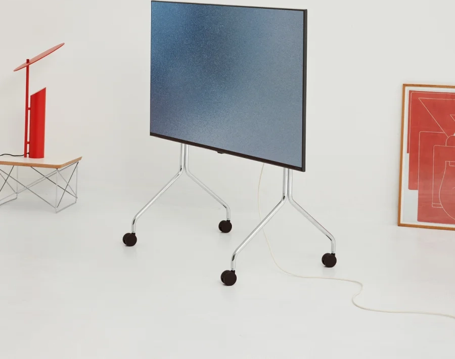 moon rollin' tv stand, chrome