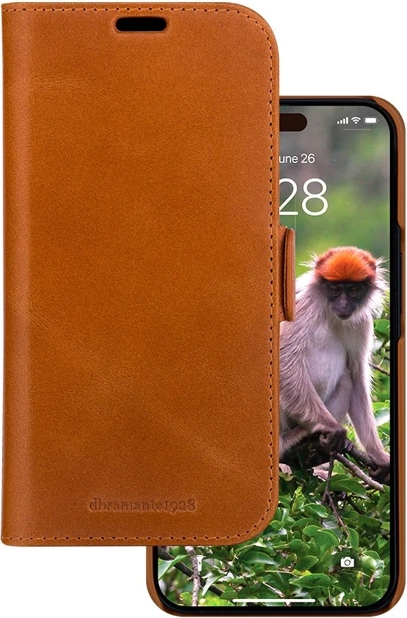dbramante1928 Dbramante Lynge Wallet for iPhone 15 Pro Max Tan
