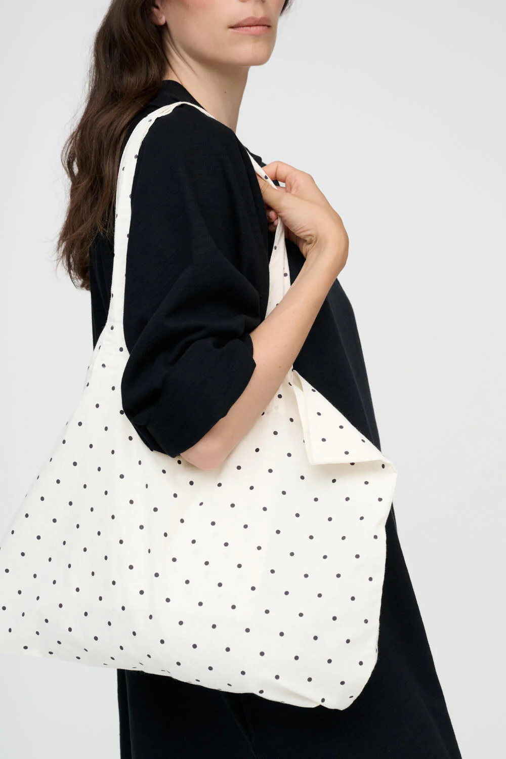medium dot shopper