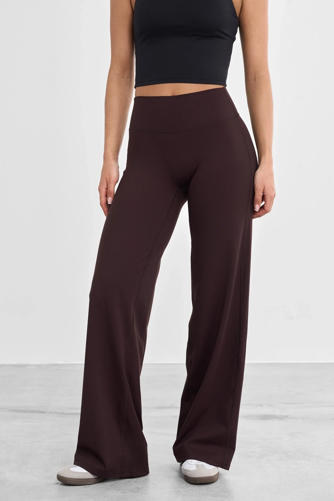 signature straight leg pants