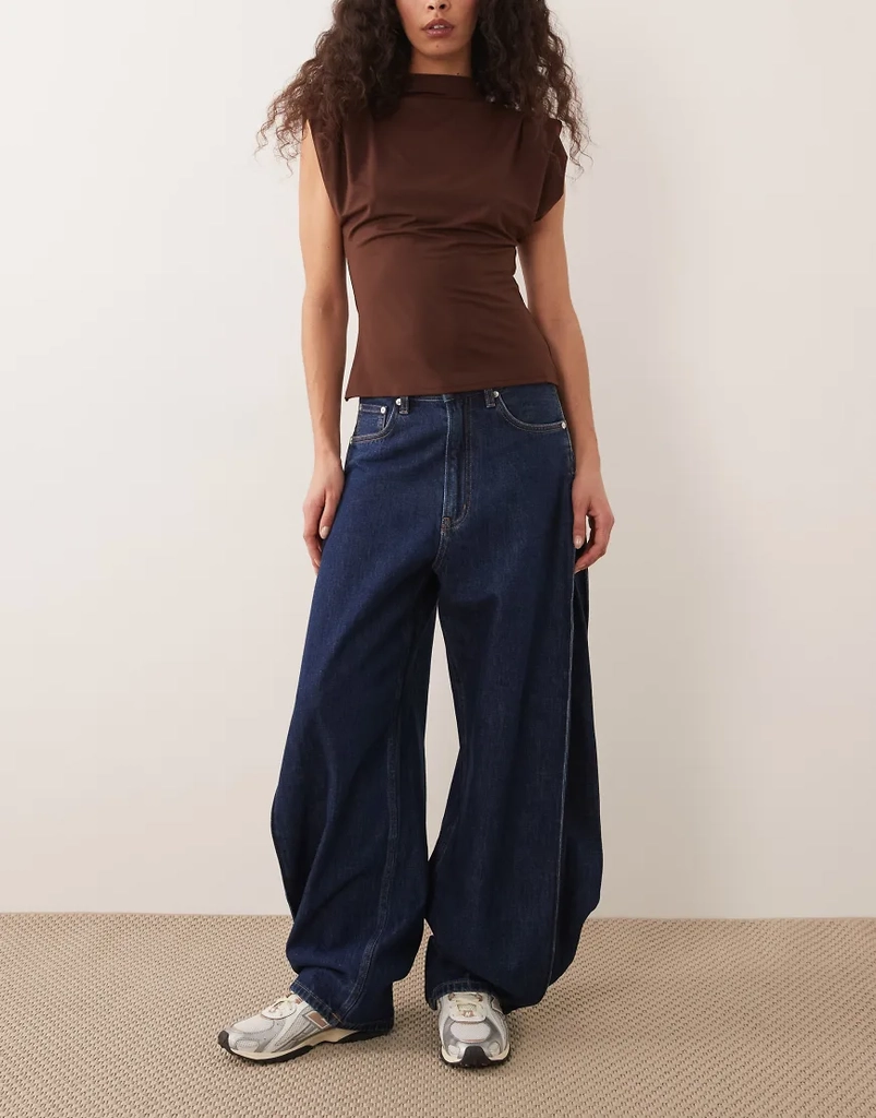 Arket Tiki Jeans Med Barrel-Ben - Mørkeblå