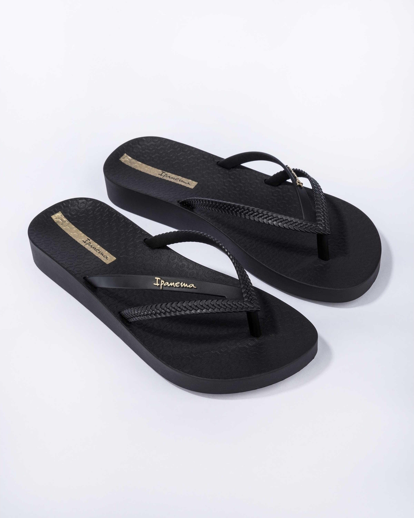 ipanema women's bossa soft flip flops