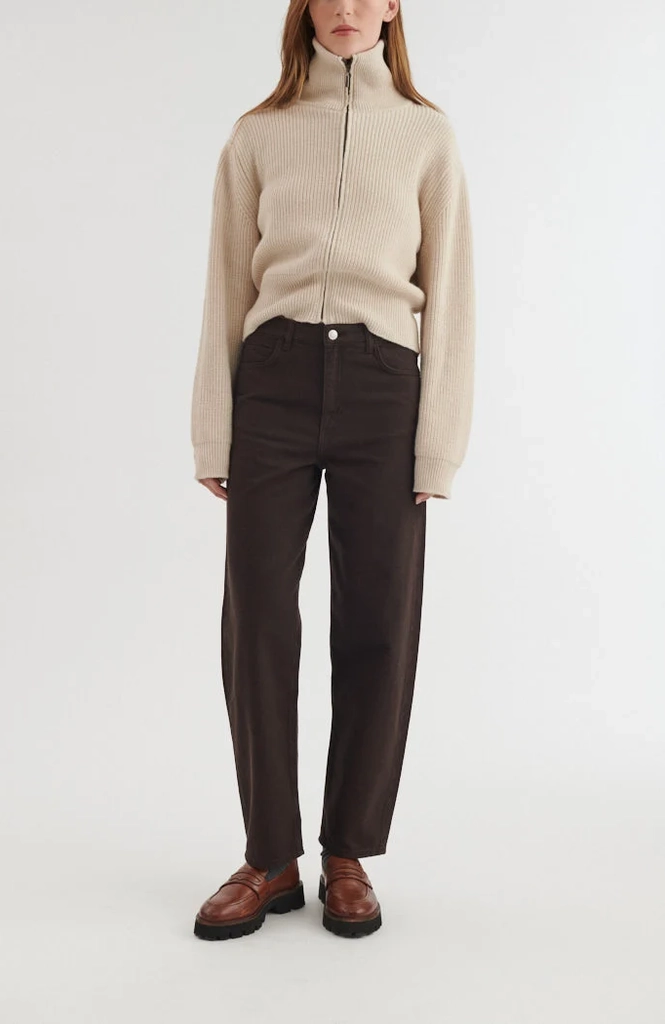 ea brown jeans - chocolate torte