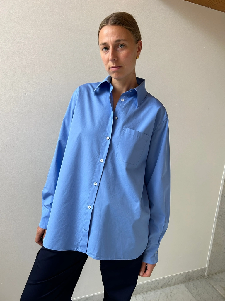 house shirt, blue
