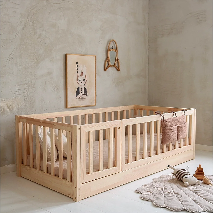 gulvseng 120x200 med venstre indgang, barriere og lamelbund bambino bois