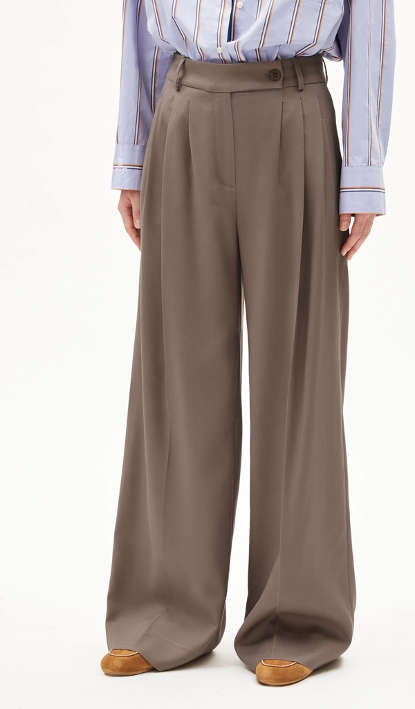 kaayua pant