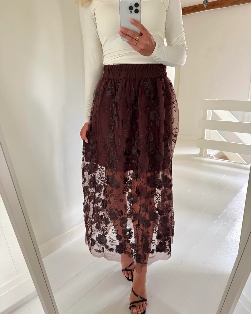 A-View Fuschia Skirt - Brown - 34